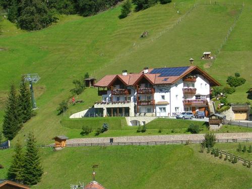 Garni La Tambra - Hotel - Selva di Val Gardena