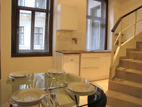  Pair of Kings | Budapest in Budapest