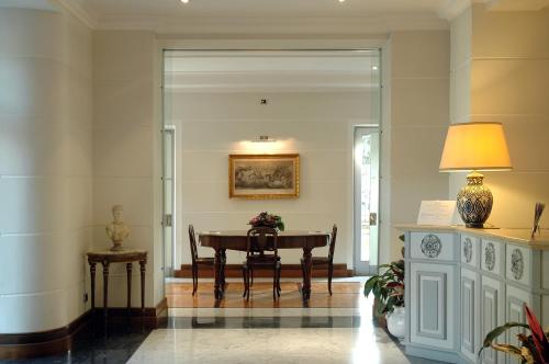 Hotel Flora - image 12