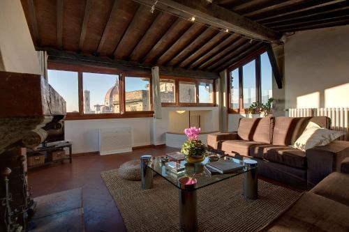 Torre Donati by Mmega, Florencie