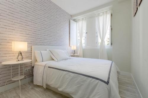 Book in Madrid - Cascorro Deluxe