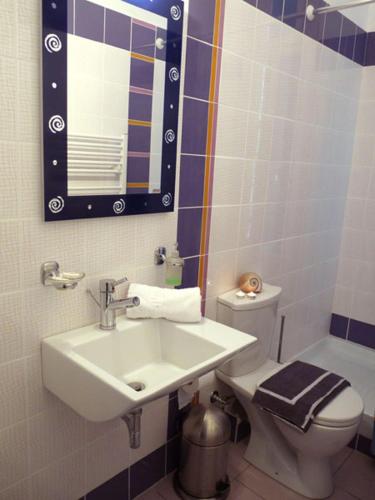 2 double beds