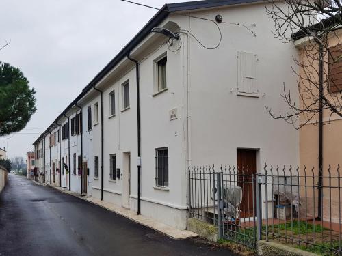 Ieeja, Foresteria Borgo Delle Grazie in Curtatone