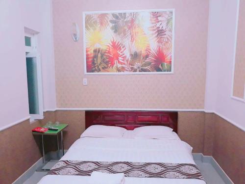 Hong My Hotel Hong My Hotel is a popular choice amongst travelers in Kon Tum, whether exploring or just passing through. The property offers guests a range of services and amenities designed to provide comfort and 