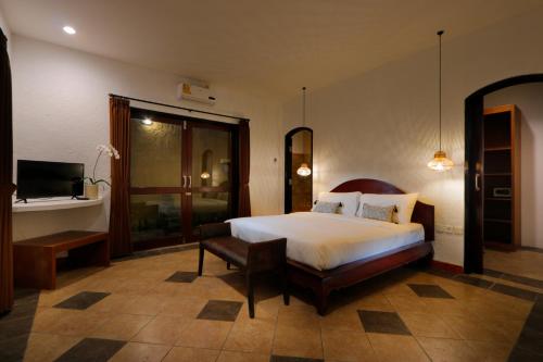 room detail thumbnail 0