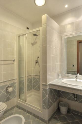 Vatican Garden Inn Guest House