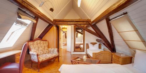 1 queen bed