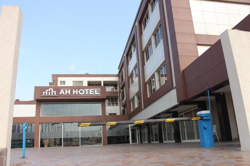 AH Hotel & Conference