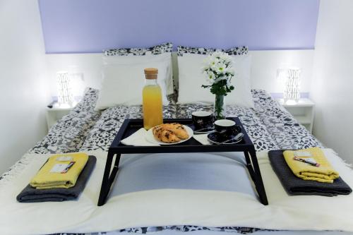 Hotellux B&B - Accommodation - Zagreb