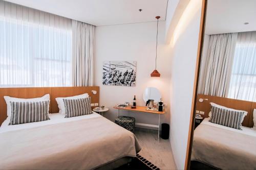 1 queen bed