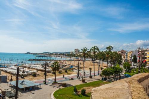 Hola Sitges Apartments - image 2