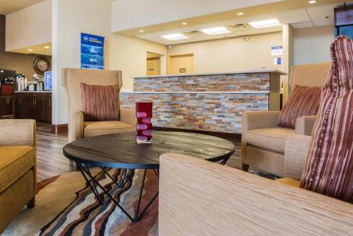 Best Western Plus Executive Suites