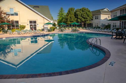 122641772 Palace View Resort by Spinnaker