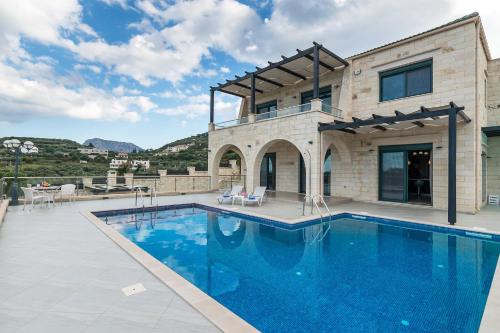  Luxury Villa Kera, Unterkunft in Kalyves