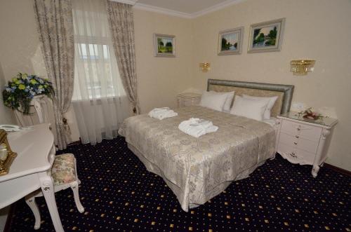 Hotel Ukraine Rivne - image 13