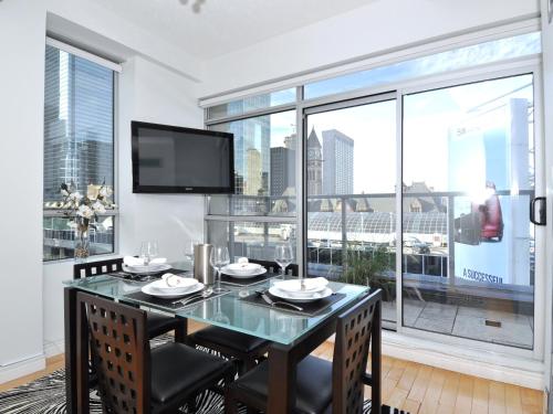 Yonge Suites Furnished Apartments