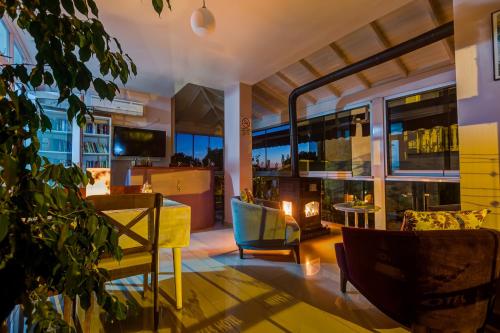 Nefes Hotel - image 3