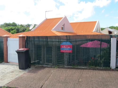 Bungalow Plage De La Pointe Marin In Martinique