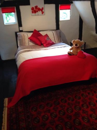 Yew Tree Cottage - image 10
