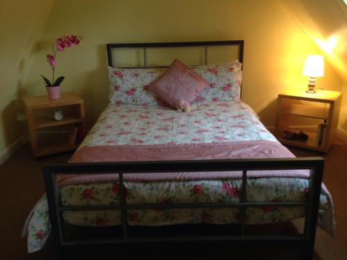 Yew Tree Cottage - image 14