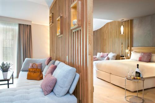Chateau De Massillan Room Type - Wedding Suite