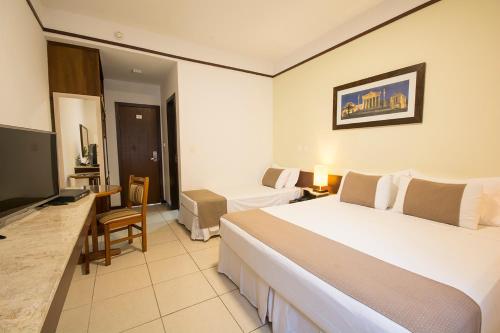 Hotel Ilhas da Grecia Hotel Ilhas da Grécia is a popular choice amongst travelers in Guaruja, whether exploring or just passing through. The hotel offers guests a range of services and amenities designed to provide comfor