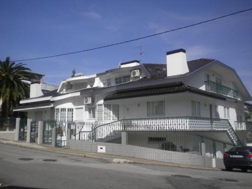  Maison Blanche, Pension in Guizande bei Sandim