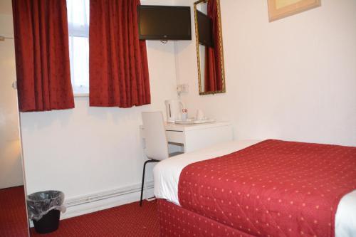 Bow Guest House - main image
