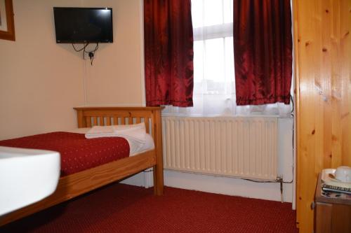 Bow Guest House - image 13