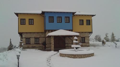 Estate Kalaitzis - Κτήμα Καλαϊτζή | Noble vineyard, vintage hospitality