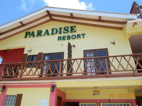 Alan's Paradise Hotel