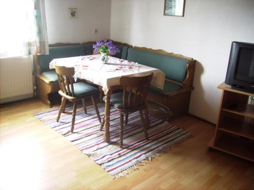 Bauernhof Willi Perner - image 3