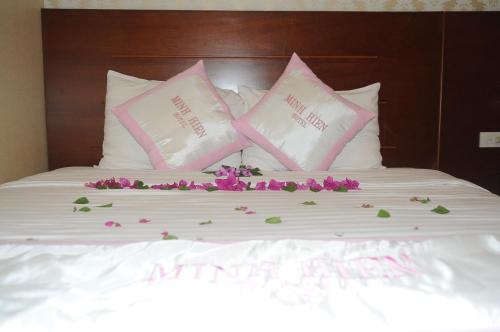 Bed, Minh Hien Hotel near Lotte Mart