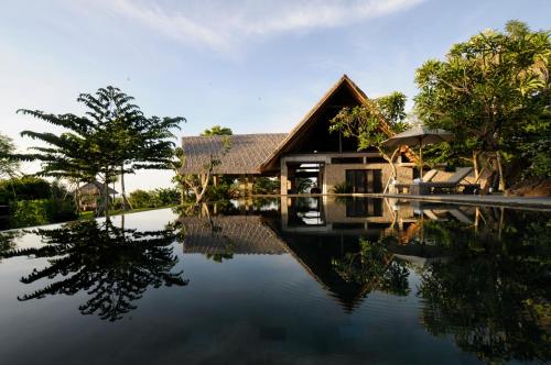 Jeda Villa Modern Stylish Luxury Villa
