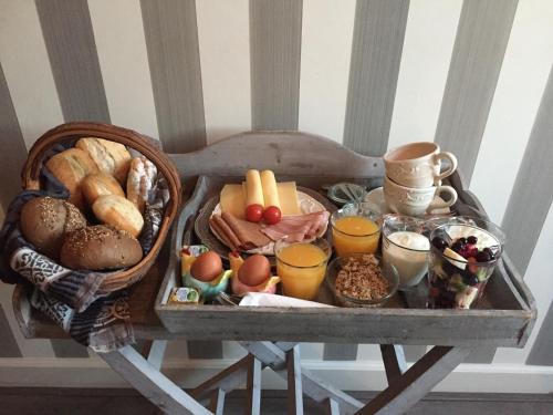 อาหารและเครื่องดื่ม, Broeks' Bed En Brood in เมียเคิร์ก