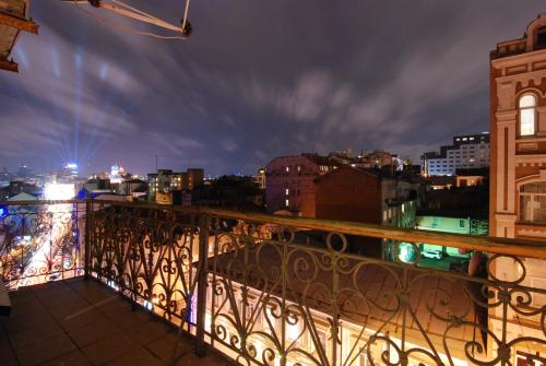Home-Hotel Apartments-Mykhailivska