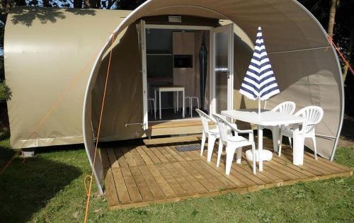 2 bedrooms, 3 beds