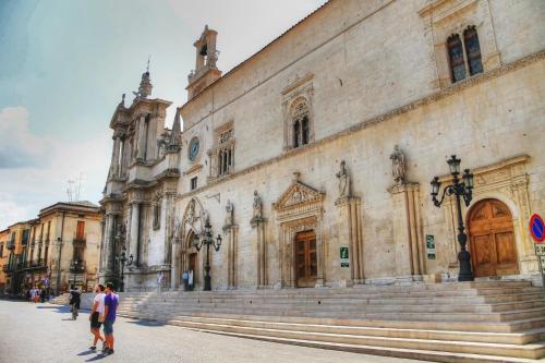  Il viandante, Pension in Sulmona bei Introdacqua