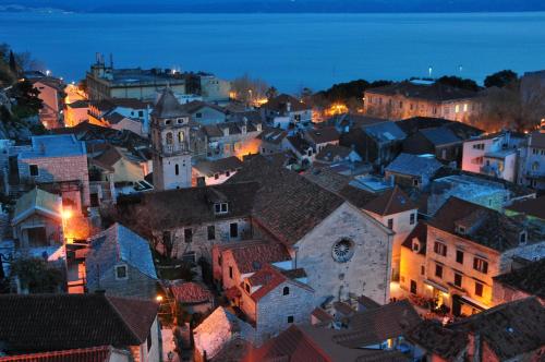 Two-Bedroom Apartment with City View (6 Adults) room in Villa Mama - Traditional Apartments in Omis free parking