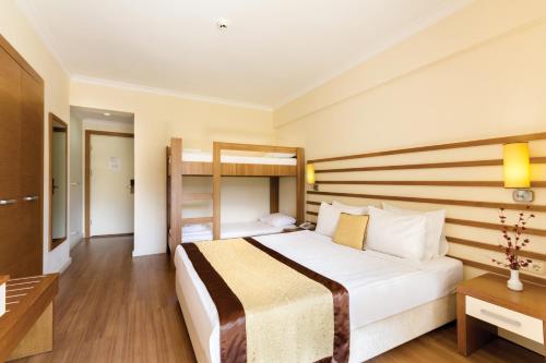 Room, family