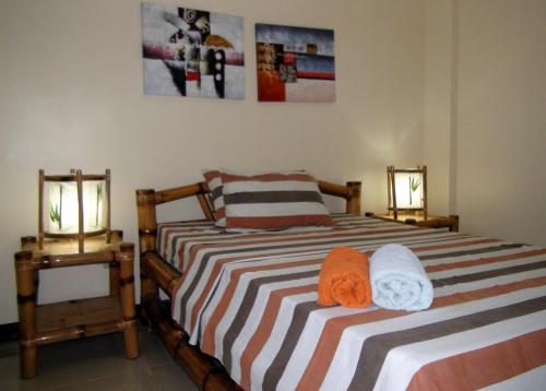 Squares Beachfront Apartments in Puerto Galera