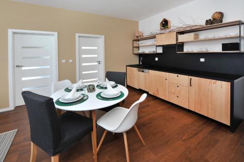 厨房, APLEND Vila Olivia in 维索克塔特雷