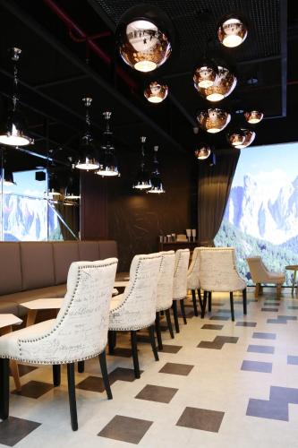 Bar/lounge, Sleep box By Miracle near Don Mueang International Airport