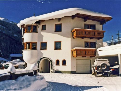 Lovely Apartment in Sankt Anton am Arlberg near Ski Area