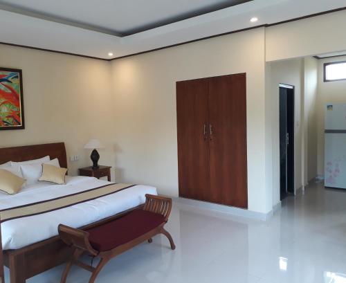 Deluxe Double Room image 3