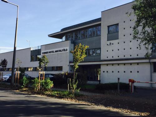 Corner Hotel Angyalföld in Budapest