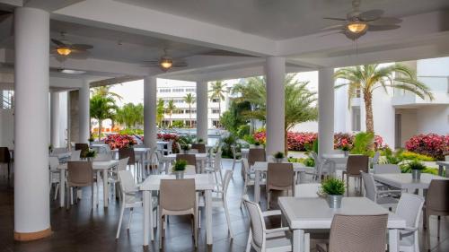 Restaurant, LD Plus in Playa El Agua