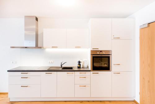 Apartment with Balcony B2
