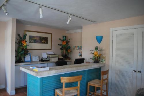 Green Island Inn - image 5