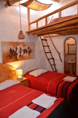 Triple Room image 2